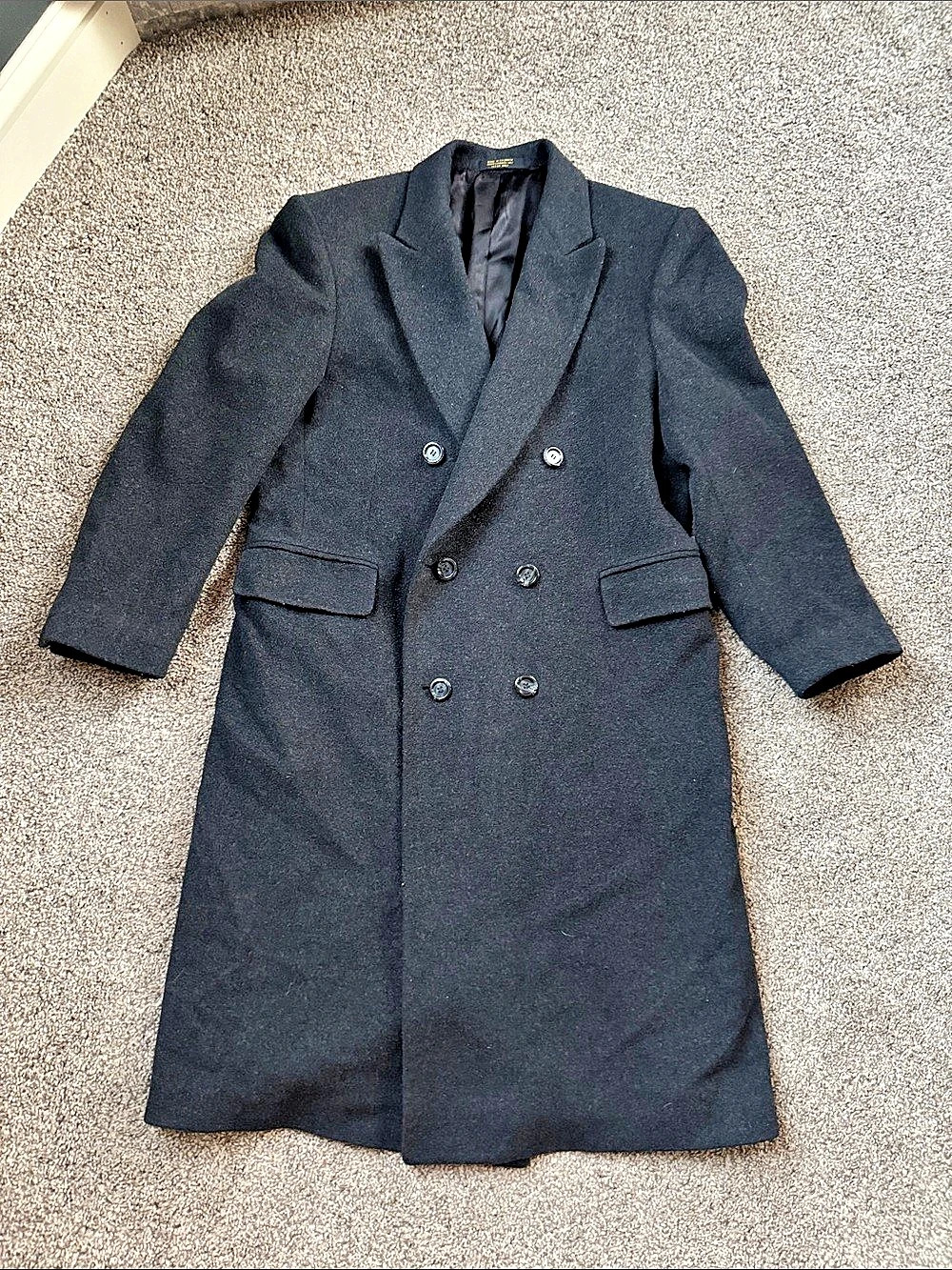 di Silver Cashmere Double-Breasted Pea Coat in Black Mens 38 S? Fits like Men’s